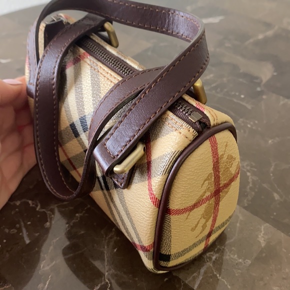 Burberry Mini Haymarket Check Boston - Picture 2 of 16